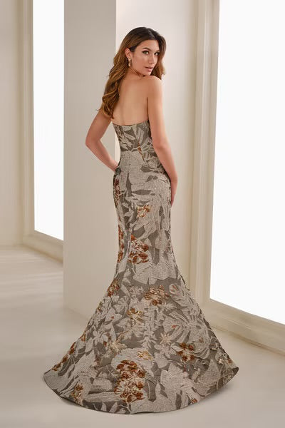 IVONNE D MOTHERS #IS1405